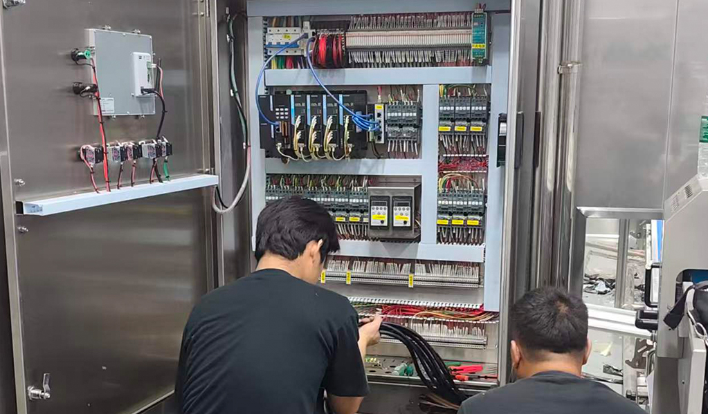 Industrial PLC and IIoT hardware for food processing automation